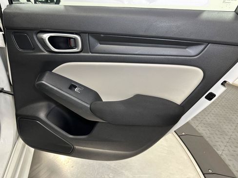 Used 2023 Honda Civic LX image 33
