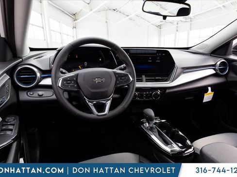 New 2026 Chevrolet Trax LT w/ Driver Confidence Package FWD image 14