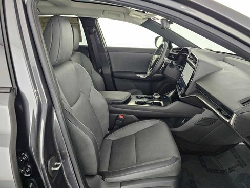 Used 2023 Lexus RZ 450e Premium image 10