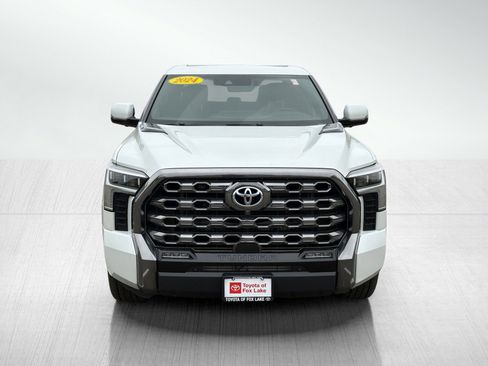 Used 2024 Toyota Tundra Platinum AWD/4WD image 2