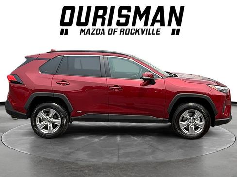 Used 2025 Toyota RAV4 XLE AWD/4WD image 7