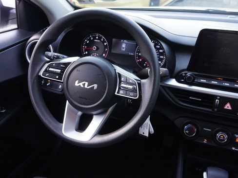 Used 2024 Kia Forte LXS w/ LXS Technology Package FWD image 30