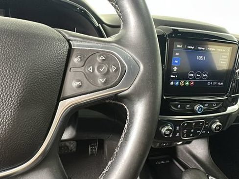 Used 2023 Chevrolet Traverse LT AWD/4WD image 18