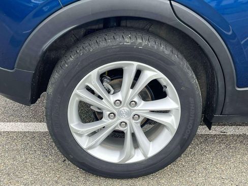 Used 2023 Buick Encore GX Preferred w/ Cold Weather Comfort Package FWD image 11