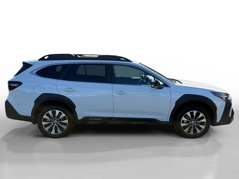 Used 2024 Subaru Outback Limited AWD/4WD image 6