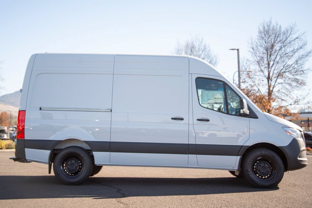 New 2026 Mercedes-Benz Sprinter 2500 image 4