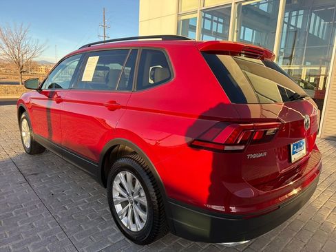 Used 2019 Volkswagen Tiguan S image 5