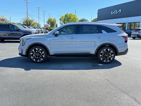 New 2026 Kia Sorento EX FWD image 6