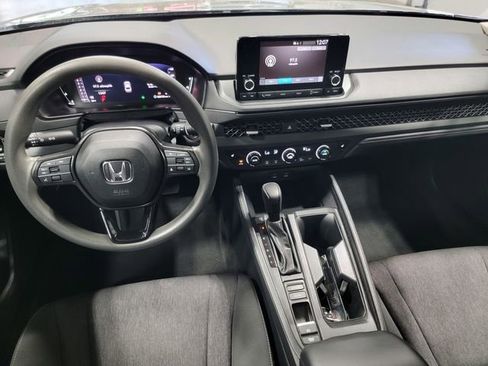 Certified 2023 Honda Accord EX image 28