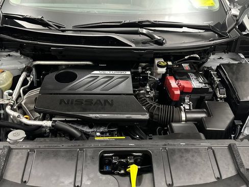 Certified 2025 Nissan Rogue SV AWD/4WD image 11