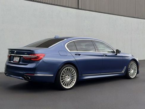 Used 2019 BMW ALPINA B7 xDrive w/ Luxury Rear Seating Package image 9