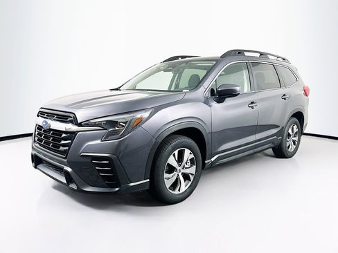 Used 2025 Subaru Ascent Premium image 3