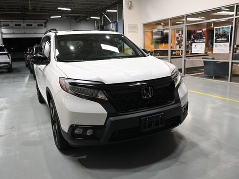 Used 2021 Honda Passport Elite image 3