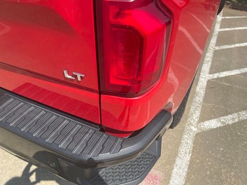 Used 2021 Chevrolet Silverado 1500 LT Trail Boss w/ Convenience Package II AWD/4WD image 8