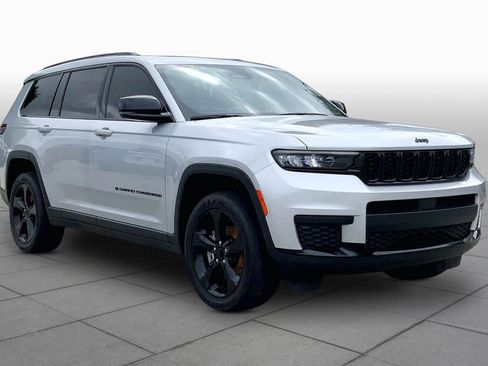 Used 2023 Jeep Grand Cherokee L Laredo AWD/4WD image 3