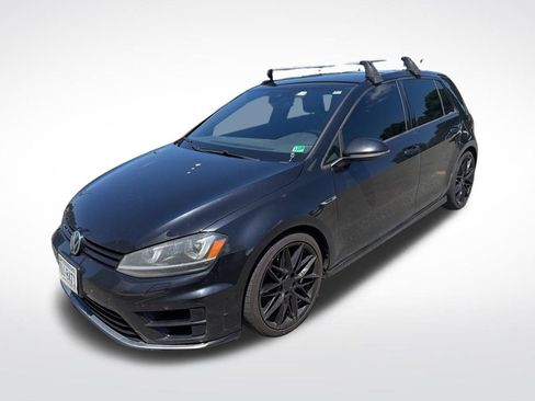 Used 2017 Volkswagen Golf R 4-Door AWD/4WD image 6