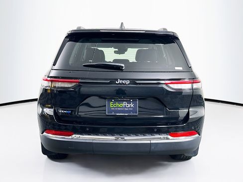 Used 2022 Jeep Grand Cherokee Limited 4xe w/ MOPAR Finishing Package AWD/4WD image 7