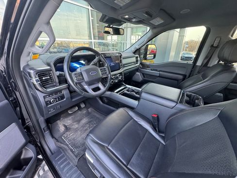 Certified 2024 Ford F350 Lariat w/ Lariat Ultimate Package image 3