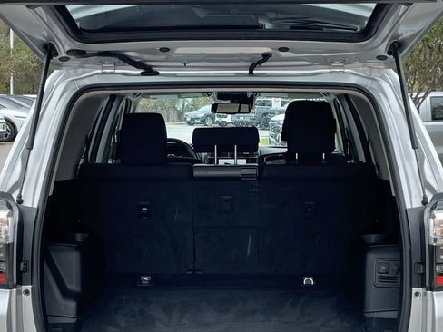 Used 2024 Toyota 4Runner TRD Off-Road image 25