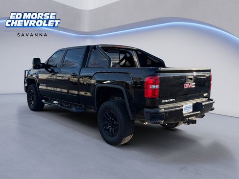 Used 2017 GMC Sierra 2500 SLT w/ All Terrain X HD Package image 3