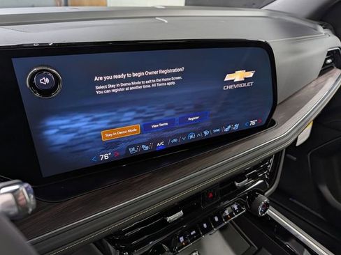 New 2026 Chevrolet Tahoe Premier w/ Sun And Tow Package AWD/4WD image 26