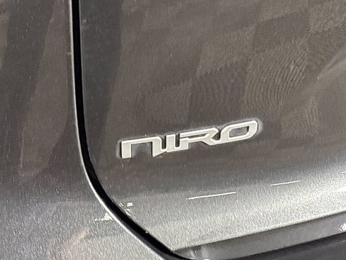 Certified 2023 Kia Niro Wind FWD image 25