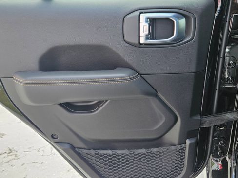 New 2026 Jeep Gladiator Sport image 21