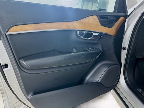 Used 2019 Volvo XC90 T6 Inscription w/ Advanced Package AWD/4WD image 16