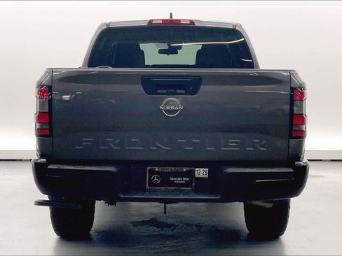 Used 2024 Nissan Frontier S image 3