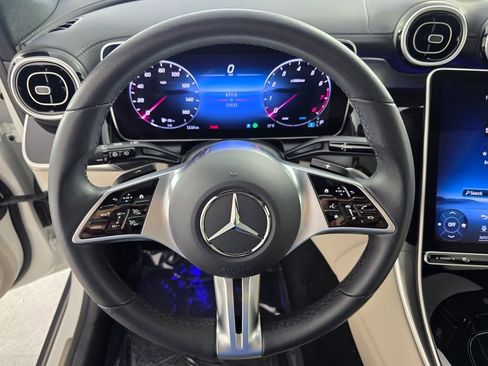 Used 2024 Mercedes-Benz GLC 300 image 18