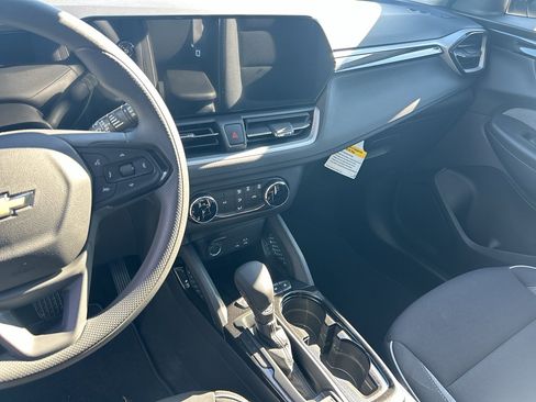 New 2026 Chevrolet TrailBlazer LS image 11