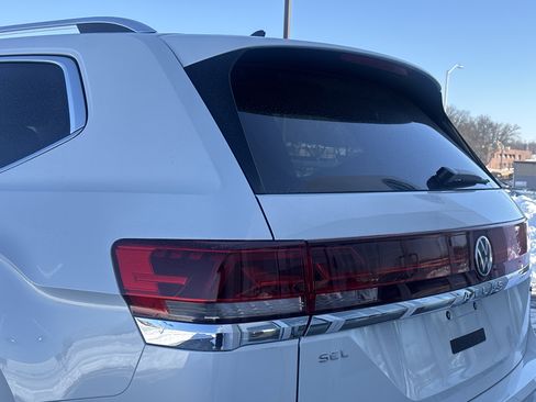 New 2026 Volkswagen Atlas SEL image 15