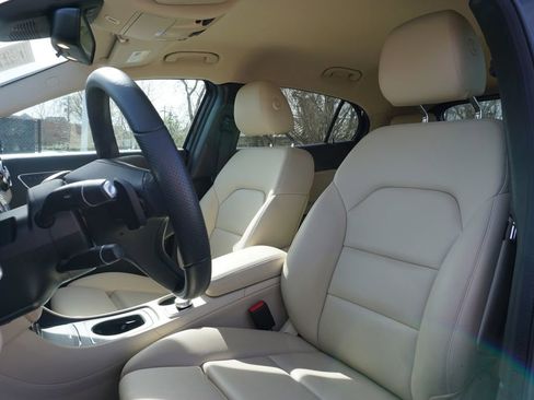 Used 2019 Mercedes-Benz GLA 250 4MATIC image 12