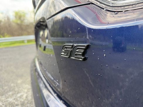 Used 2024 Toyota Corolla SE w/ SE Premium Package image 32