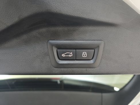 Used 2024 BMW X5 sDrive40i w/ M Sport Package RWD image 31