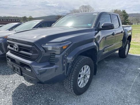 Used 2024 Toyota Tacoma SR5 AWD/4WD image 2