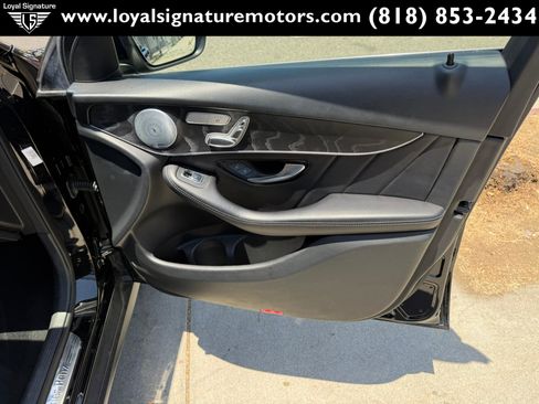 Used 2018 Mercedes-Benz GLC 300 4MATIC Coupe image 37