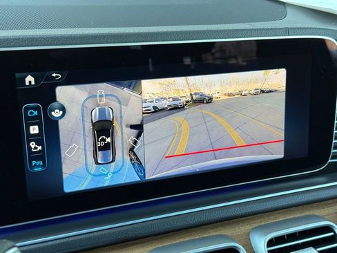 Certified 2025 Mercedes-Benz GLS 450 4MATIC image 5