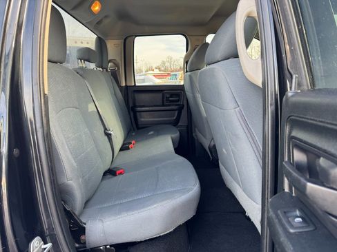 Used 2017 RAM 1500 Express w/ Black Ram 1500 Express Group image 16