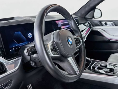 Used 2026 BMW X7 xDrive40i AWD/4WD image 11