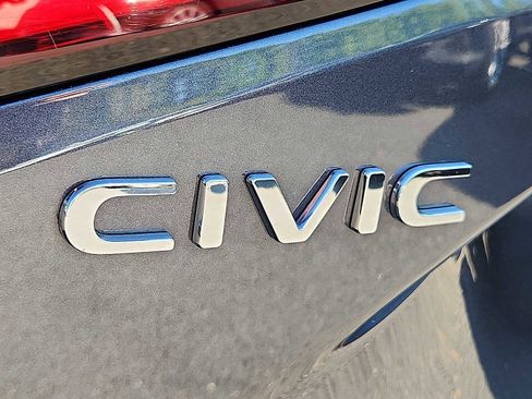 Certified 2024 Honda Civic EX-L image 30