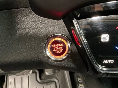 Certified 2022 Honda HR-V EX image 33