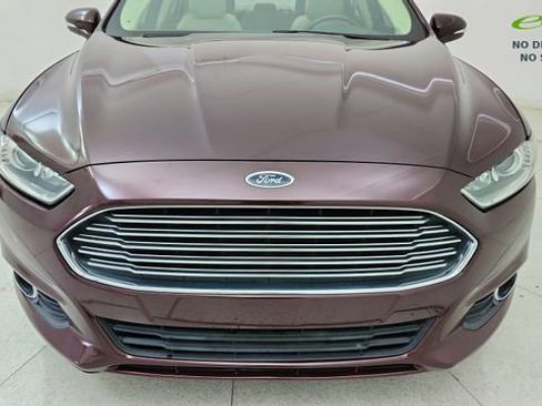 Used 2013 Ford Fusion SE FWD image 8