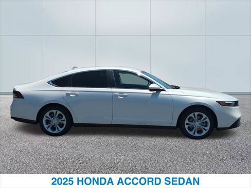 Certified 2025 Honda Accord LX image 6