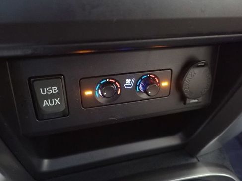 Used 2019 Toyota 4Runner Limited AWD/4WD image 37