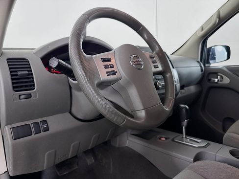 Used 2020 Nissan Frontier S image 22