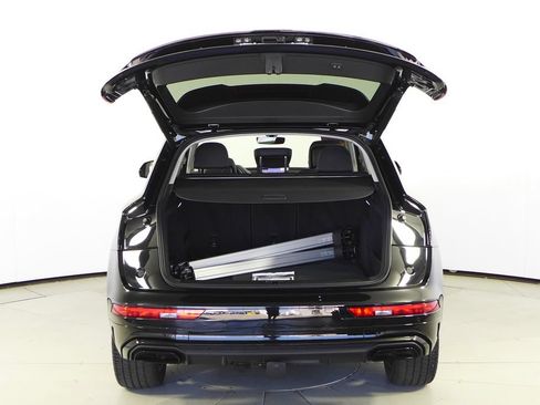 Used 2023 Audi Q5 2.0T Prestige w/ Prestige Package AWD/4WD image 10