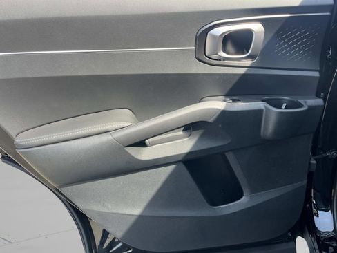 New 2026 Kia Sorento S FWD image 19