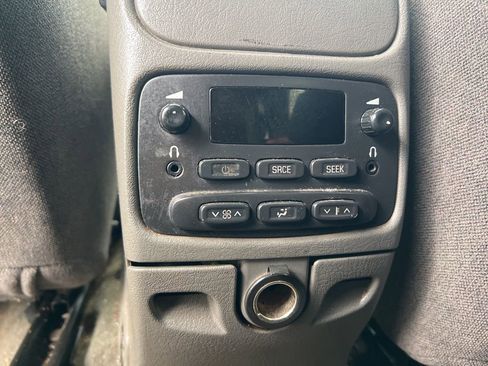 Used 2004 Chevrolet TrailBlazer LT w/ LT Package 1 image 26