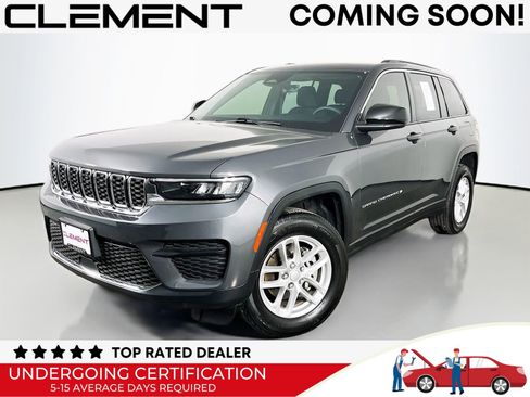 Used 2025 Jeep Grand Cherokee Laredo X w/ Luxury Tech Group I RWD image 1